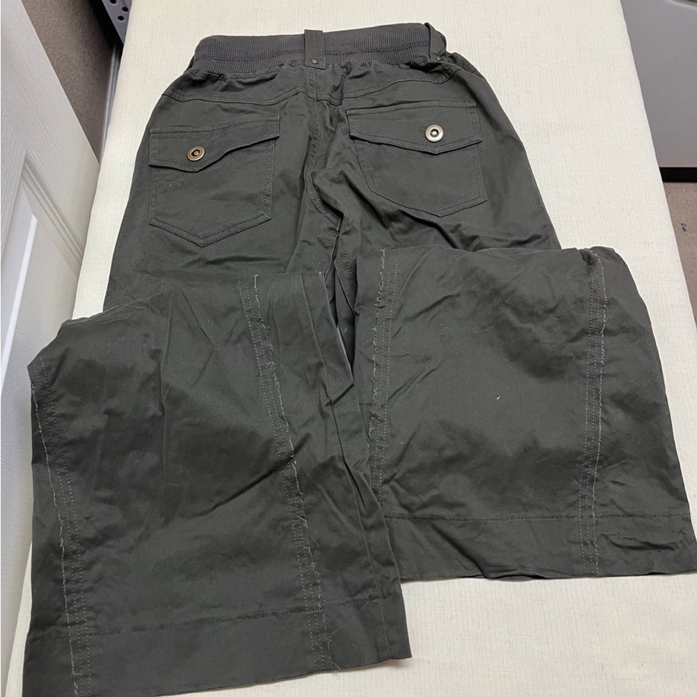 The Kript Dolls Kill S olive low rise prilla cargo pants - Picture 5 of 12